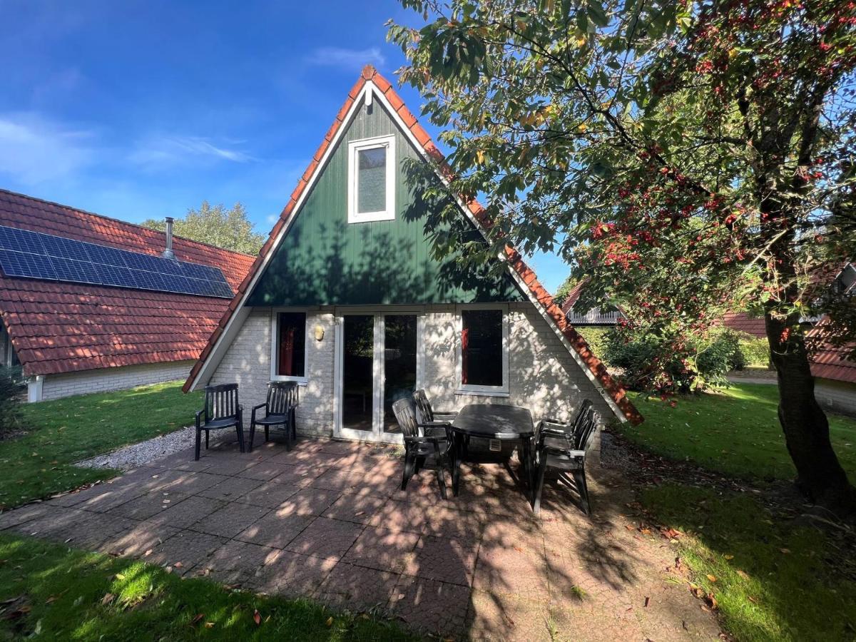 Het Familie Boshuisje - Vakantiewoning Op Prachtig Park Met Veel Faciliteiten Inc Ligbad Gramsbergen Extérieur photo
